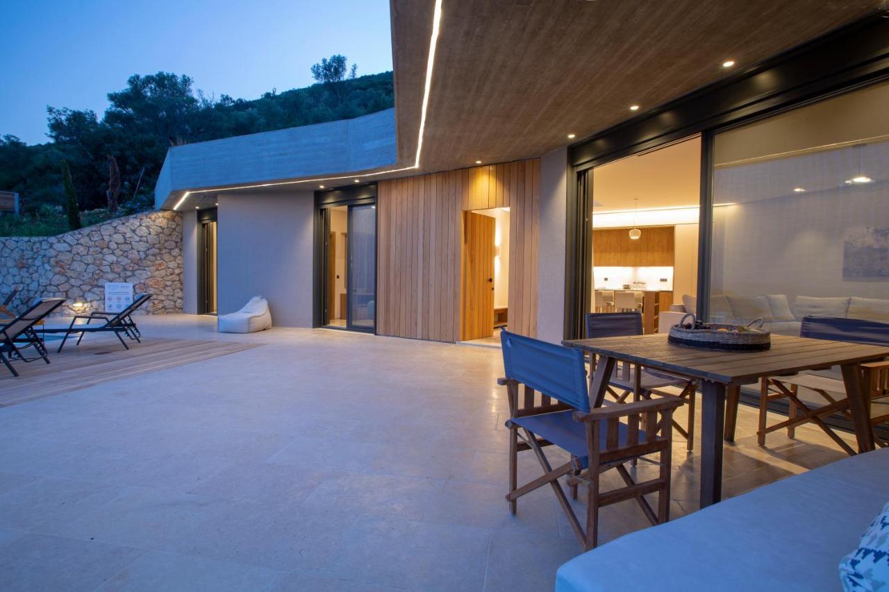 Blooms Of Sivota Bay - Luxury Villas With Private Heated Pool מראה חיצוני תמונה