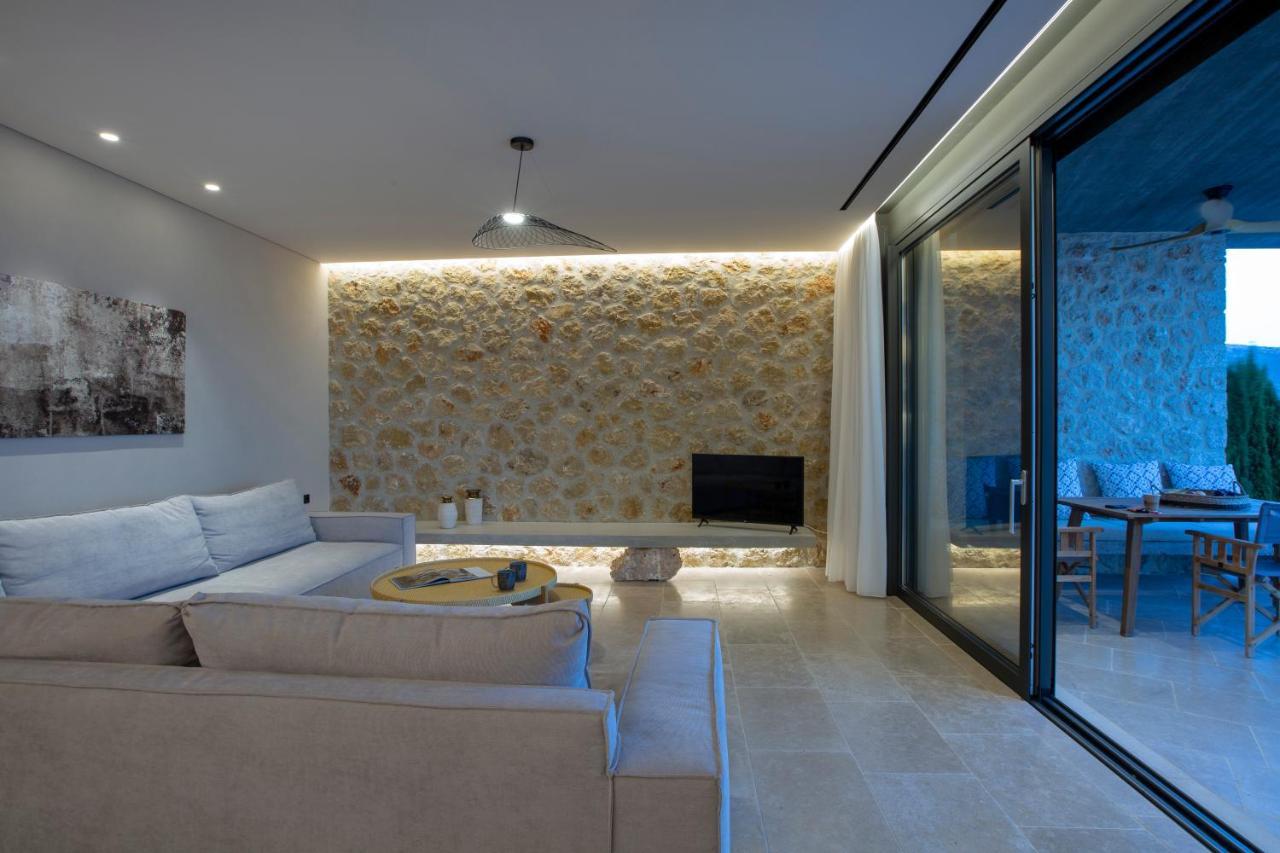 Blooms Of Sivota Bay - Luxury Villas With Private Heated Pool מראה חיצוני תמונה